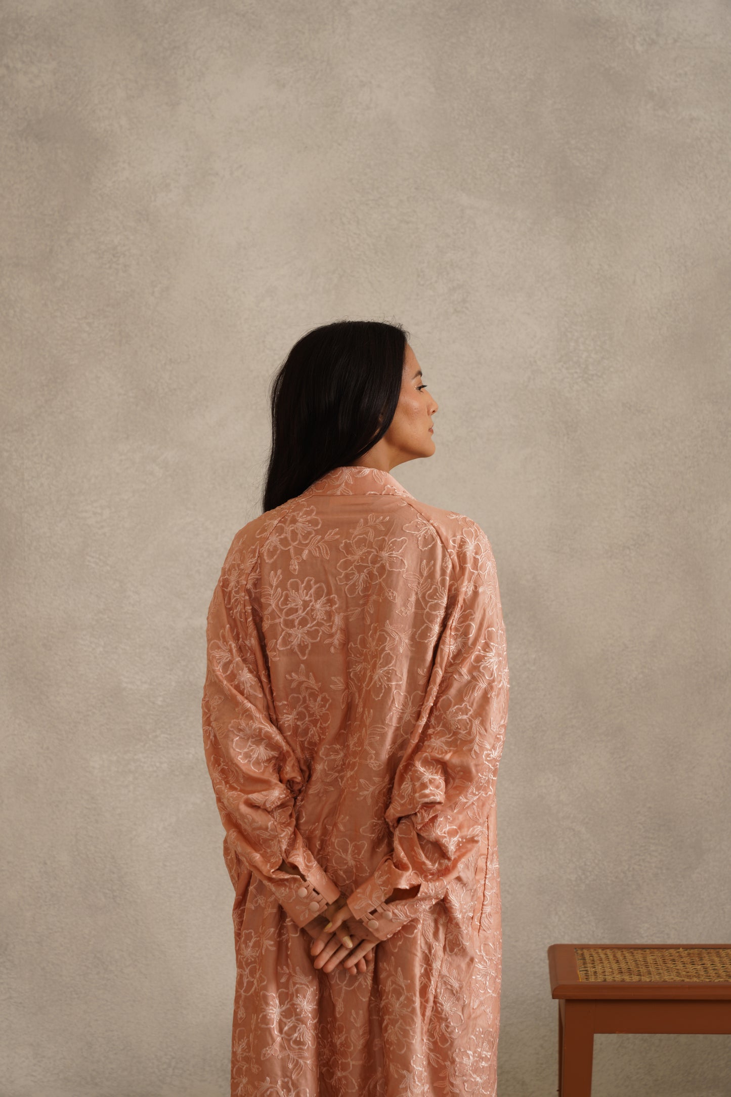 Embrace cape | Salmon Pink