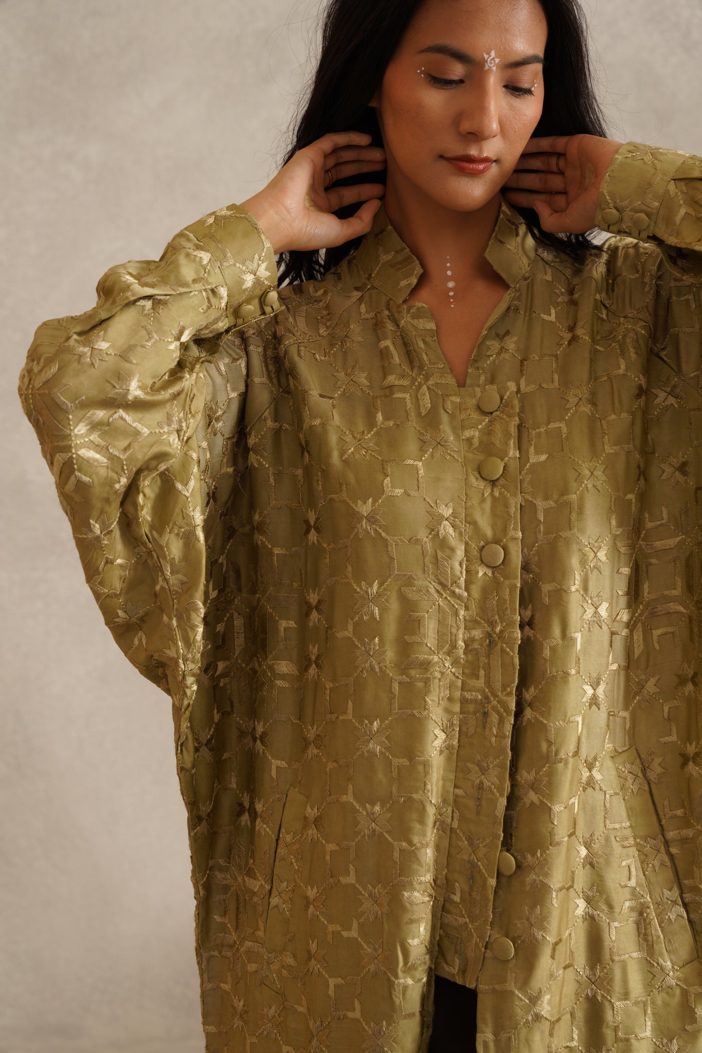 Embrace cape | Olive Green