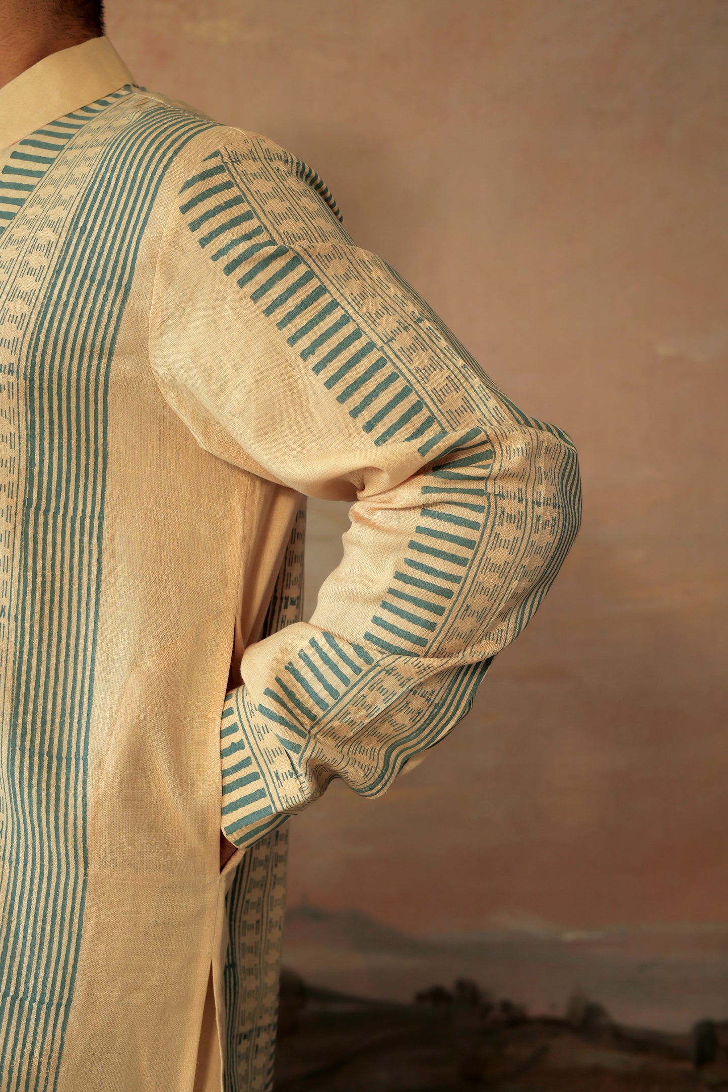 Resilience Kurta / Beige